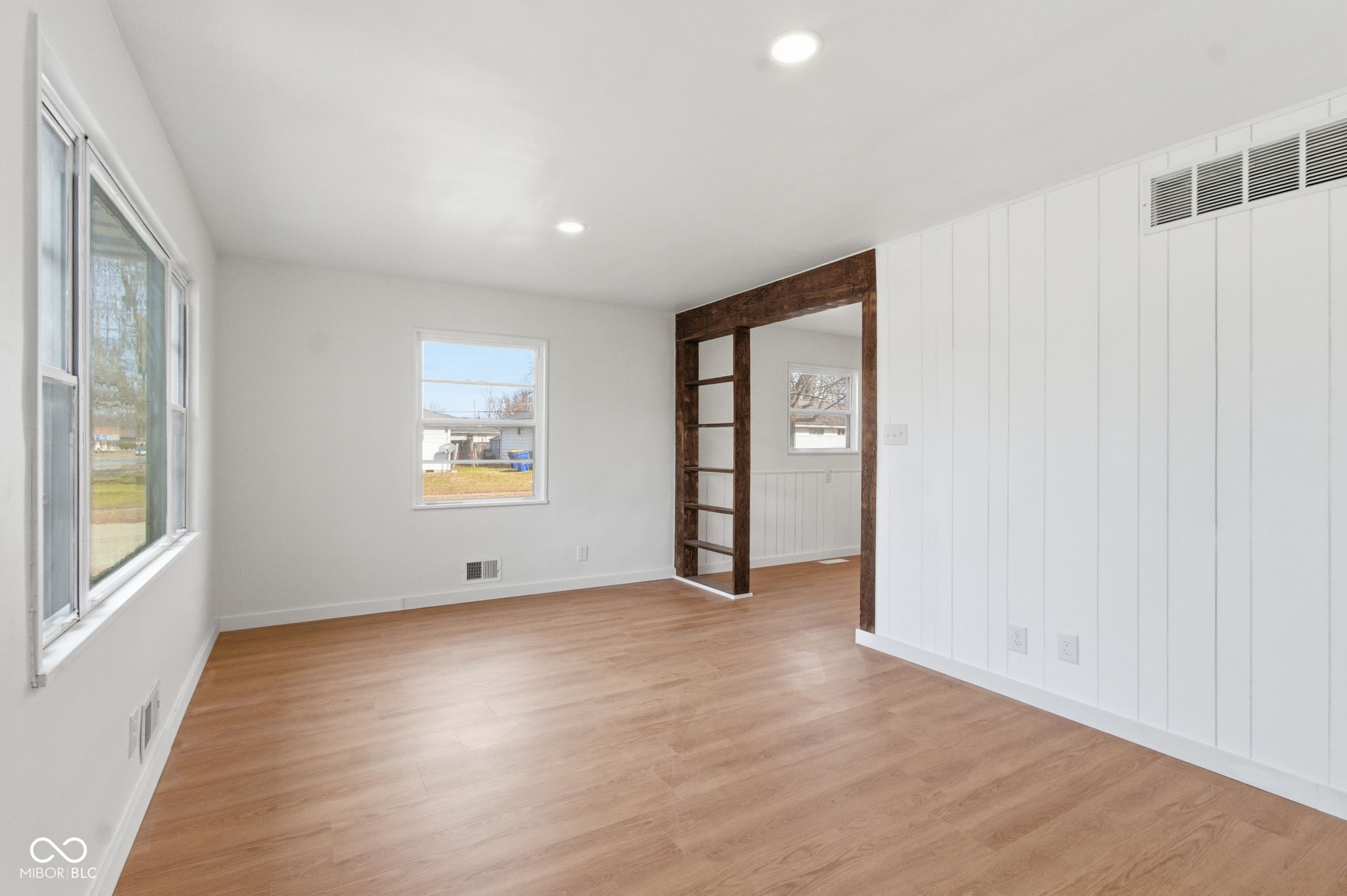 4773 Normal Avenue Indianapolis, IN 46226 - Photo 4 of 21