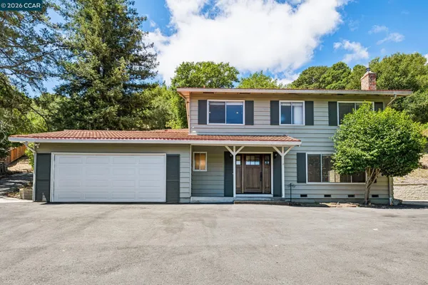 $1,499,000 | 486 Butterfield Place, Moraga, CA 94556