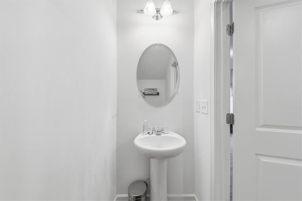 11988 Fuller Street Hampton, GA 30228 - Photo 5 of 25