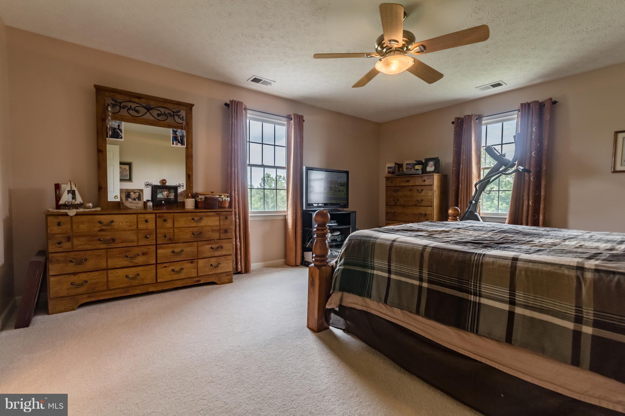 4403 Howellsville Road Front Royal, VA 22630 - Photo 14 of 30 Bedroom (Master)
