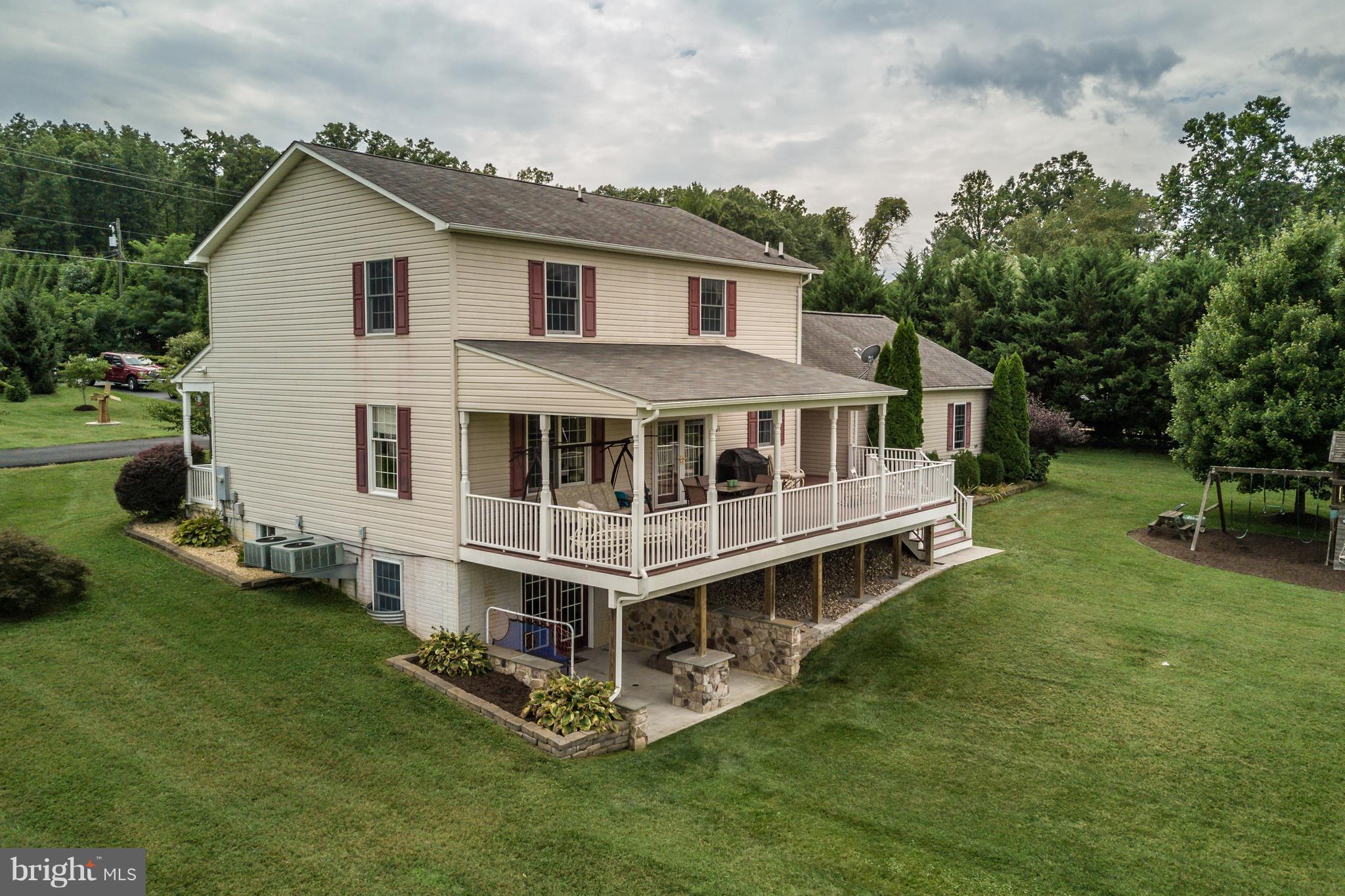 4403 Howellsville Road Front Royal, VA 22630 - Photo 22 of 30 Exterior (Rear)