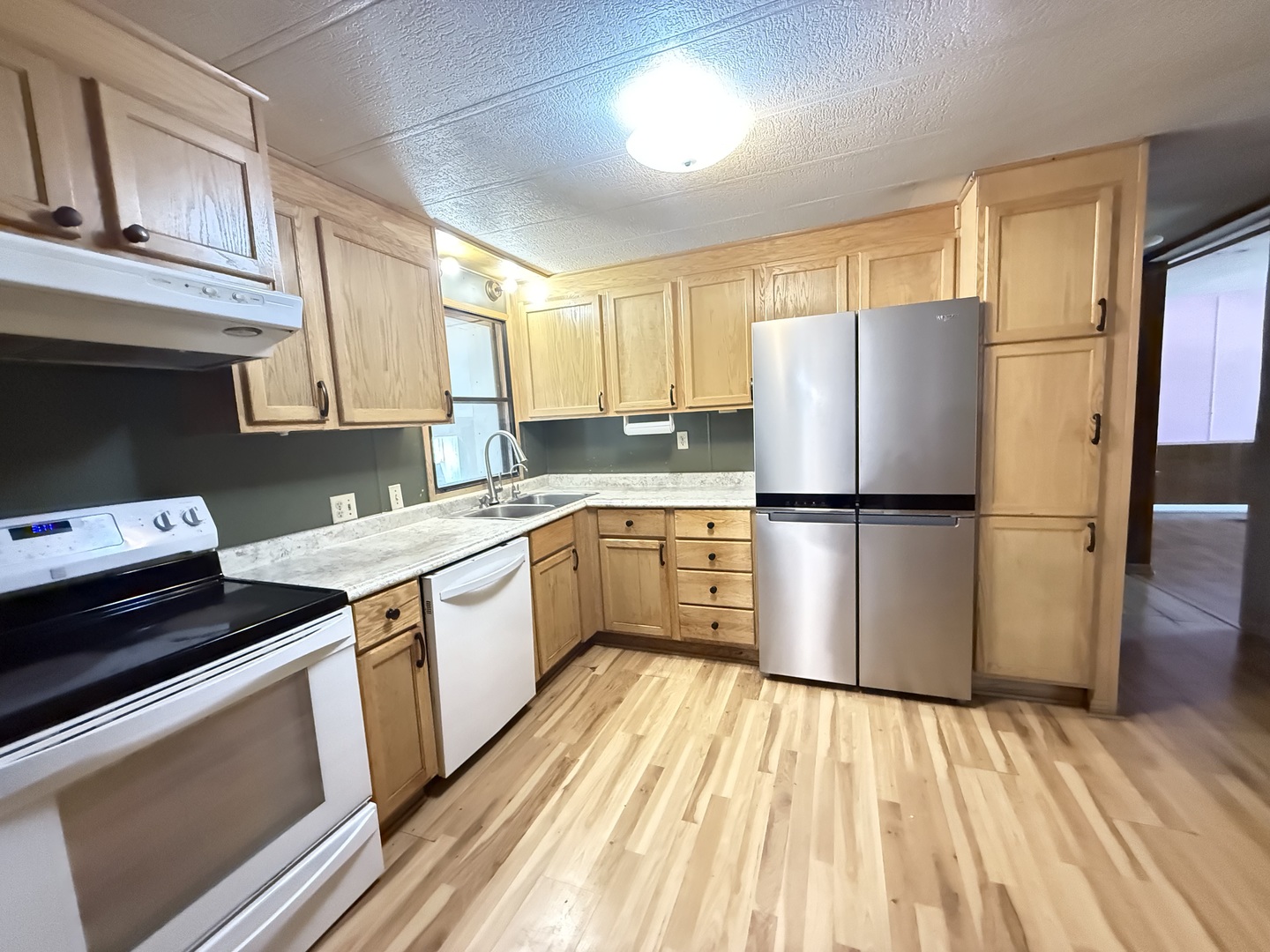 462 Huntsbridge Road Matteson, IL 60443 - Photo 7 of 31