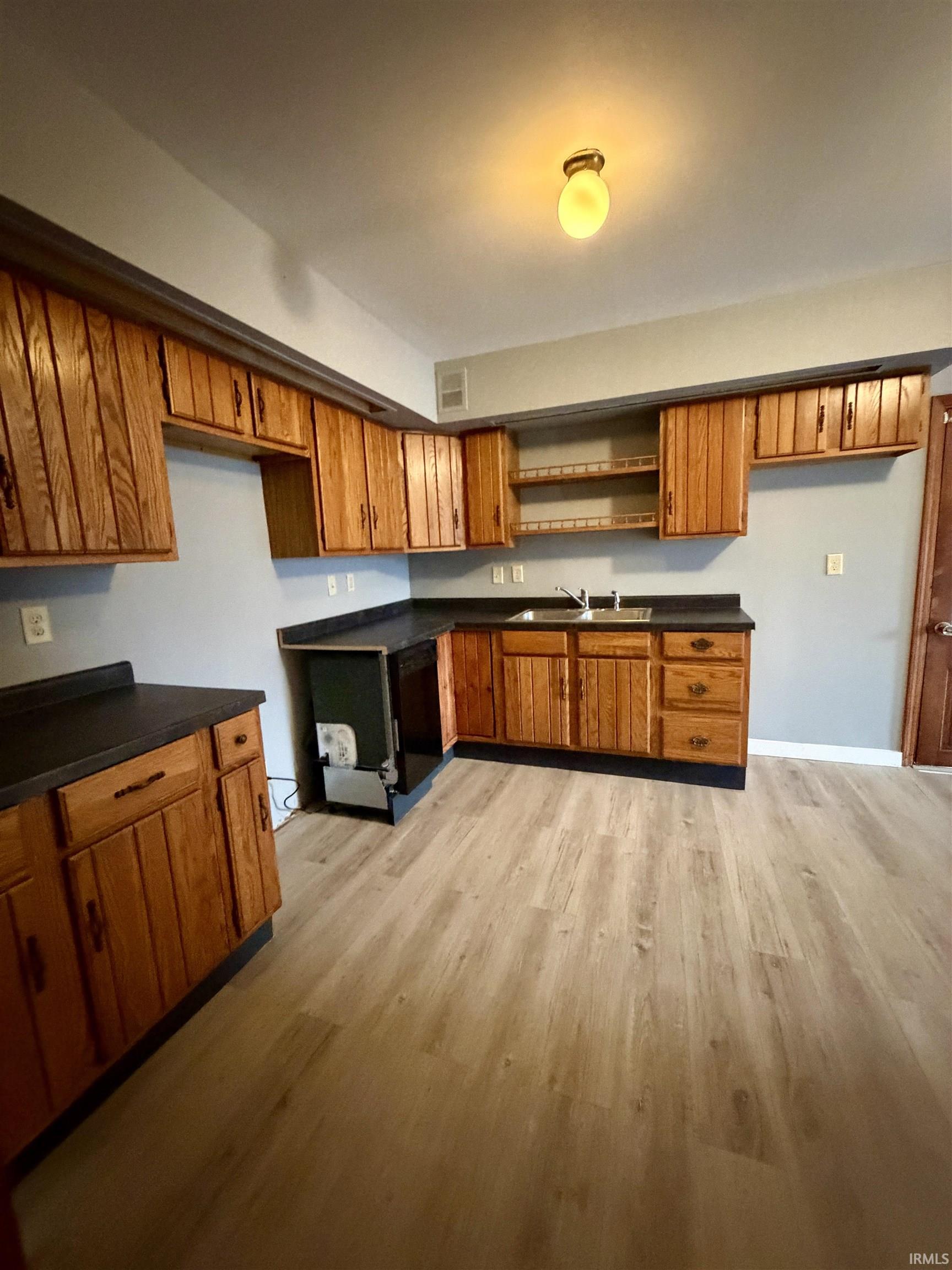 2925 North Ruffing Avenue Delphi, IN 46923 - Photo 5 of 13