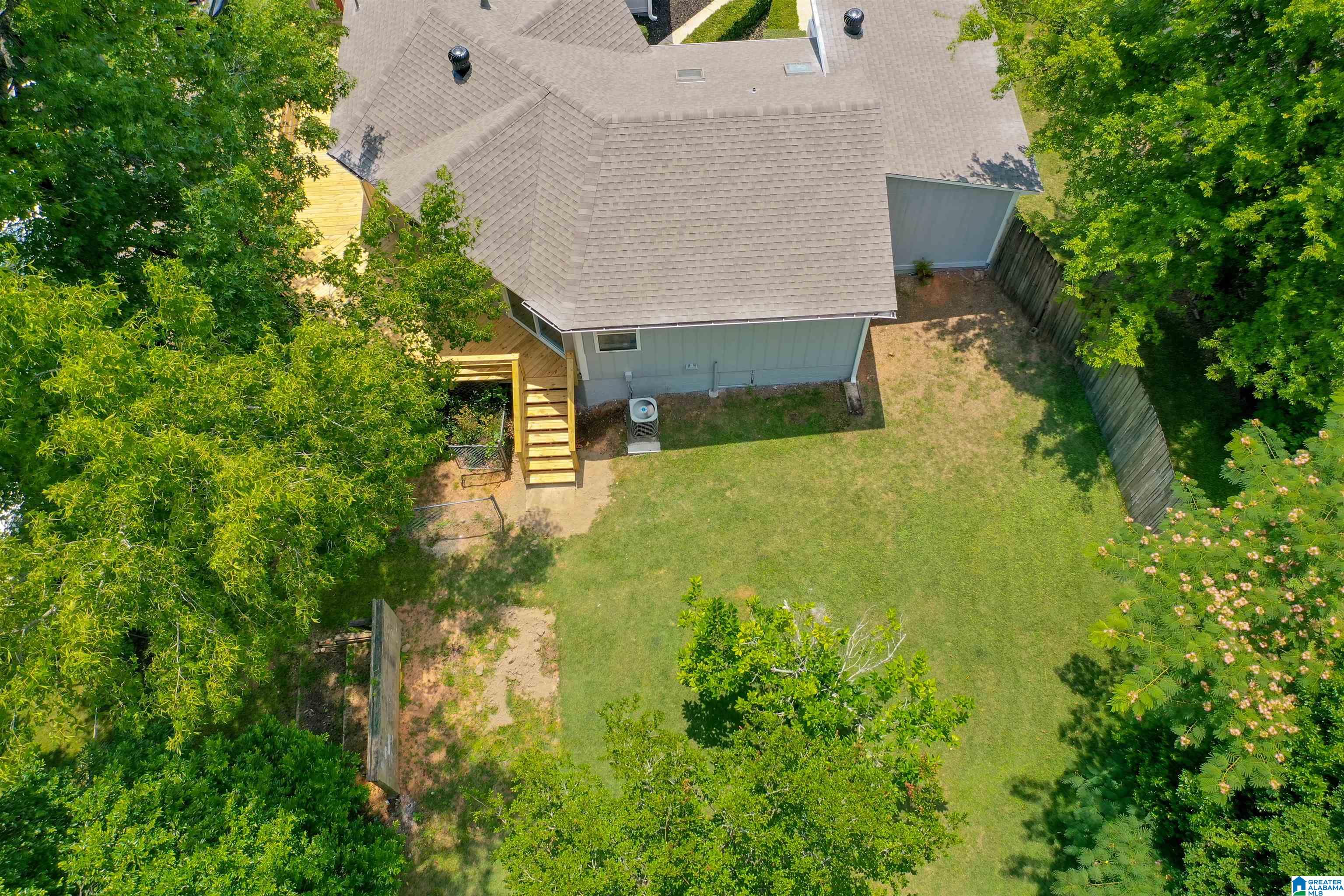 1413 Ware Boulevard Birmingham, AL 35235 - Photo 5 of 37