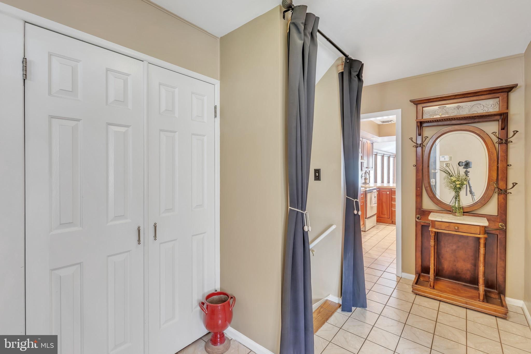 623 Olde Farm Road Media, PA 19063 - Photo 3 of 28 Gallery Image 3