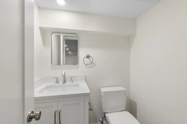 $1,190,000 | 1864 River Street, Boston, MA 02136