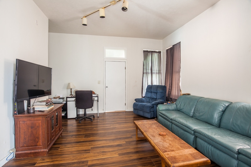 243 West 8th Street Covington, KY 41011 - Photo 6 of 38