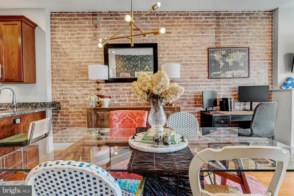 $2,700 | 1531 Park Road Northwest, Unit 6, Washington, DC 20010