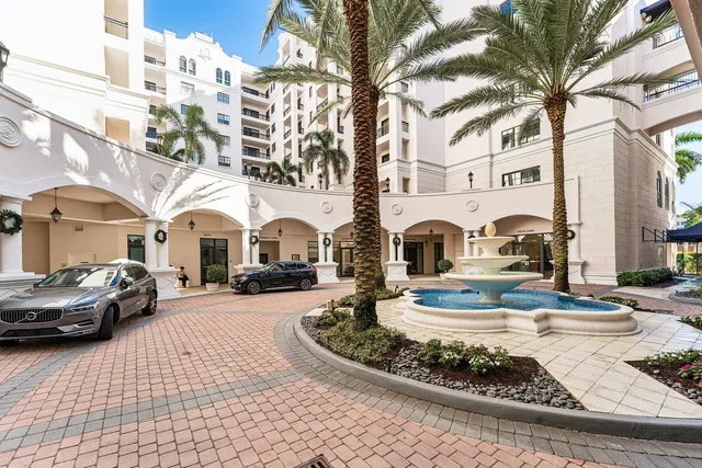 $2,600 | 233 South Federal Highway, Unit PH06, Boca Raton, FL 33432