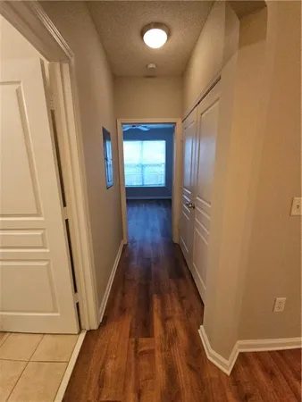 $1,425 | 10 Perimeter Summit Boulevard, Unit 1303, Brookhaven, GA 30319