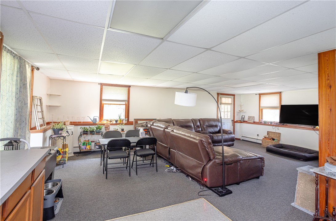 246 Long Highway Little Compton, RI 02837 - Photo 19 of 33