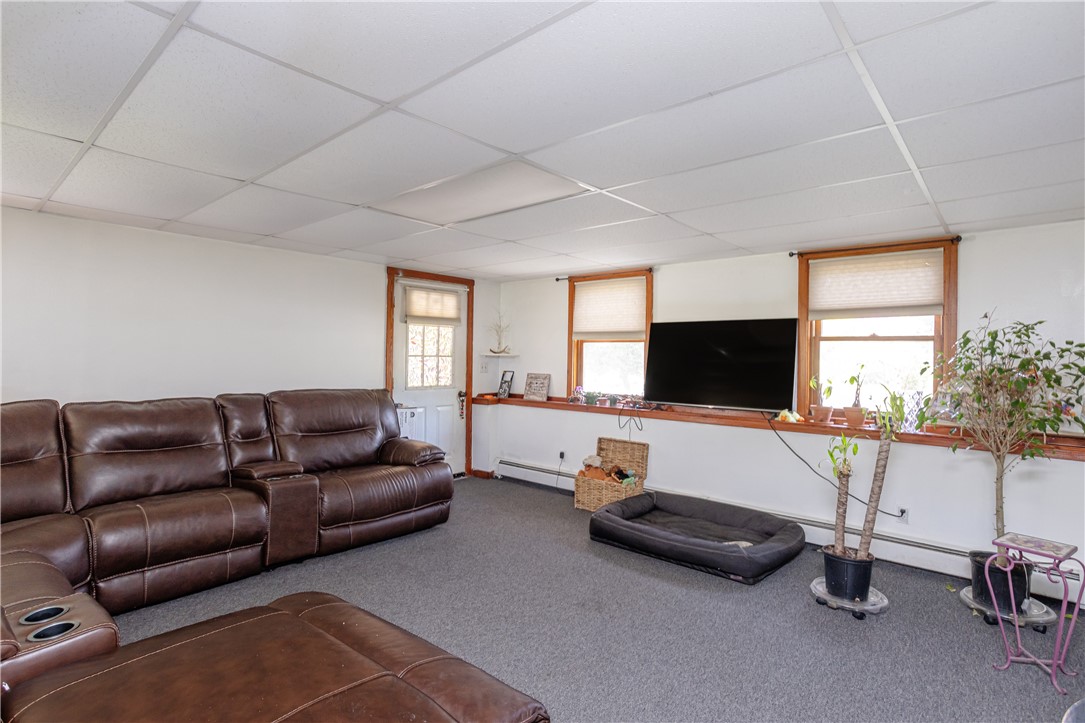 246 Long Highway Little Compton, RI 02837 - Photo 20 of 33