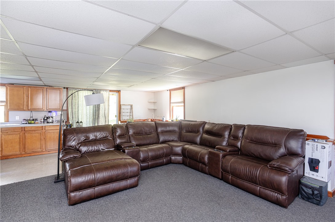 246 Long Highway Little Compton, RI 02837 - Photo 21 of 33