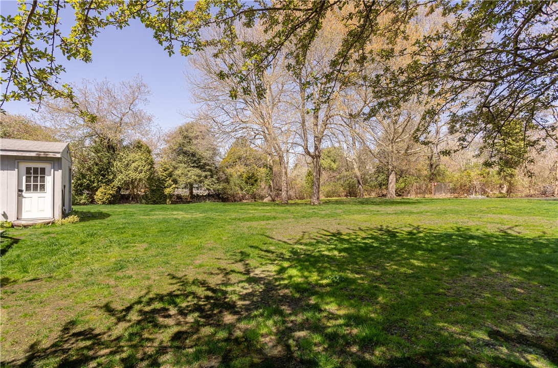 246 Long Highway Little Compton, RI 02837 - Photo 27 of 33