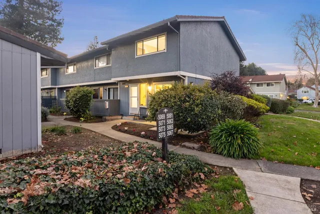 $415,000 | 5061 Country Club Drive, Rohnert Park, CA 94928