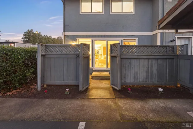 $415,000 | 5061 Country Club Drive, Rohnert Park, CA 94928