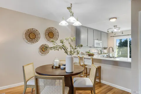 $415,000 | 5061 Country Club Drive, Rohnert Park, CA 94928