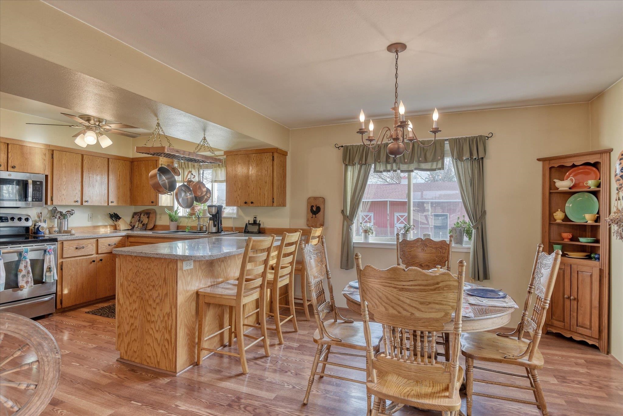 34620 North Short Road Deer Park, WA 99006 - Photo 9 of 32 Gallery Image 9