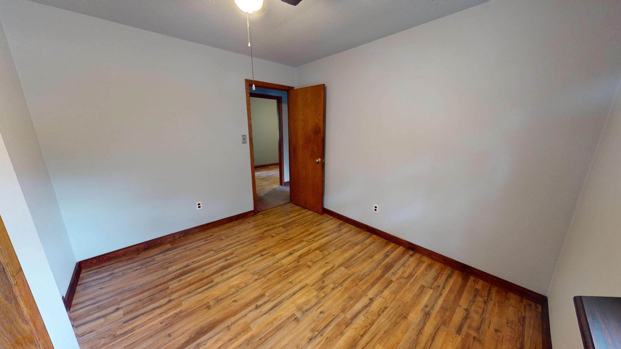 119 Morningside Road Albert Lea, MN 56007 - Photo 13 of 37