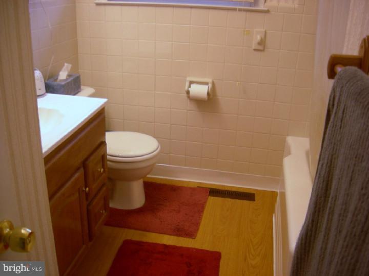 121 Estates Road Pine Hill, NJ 08021 - Photo 13 of 14 Bathroom