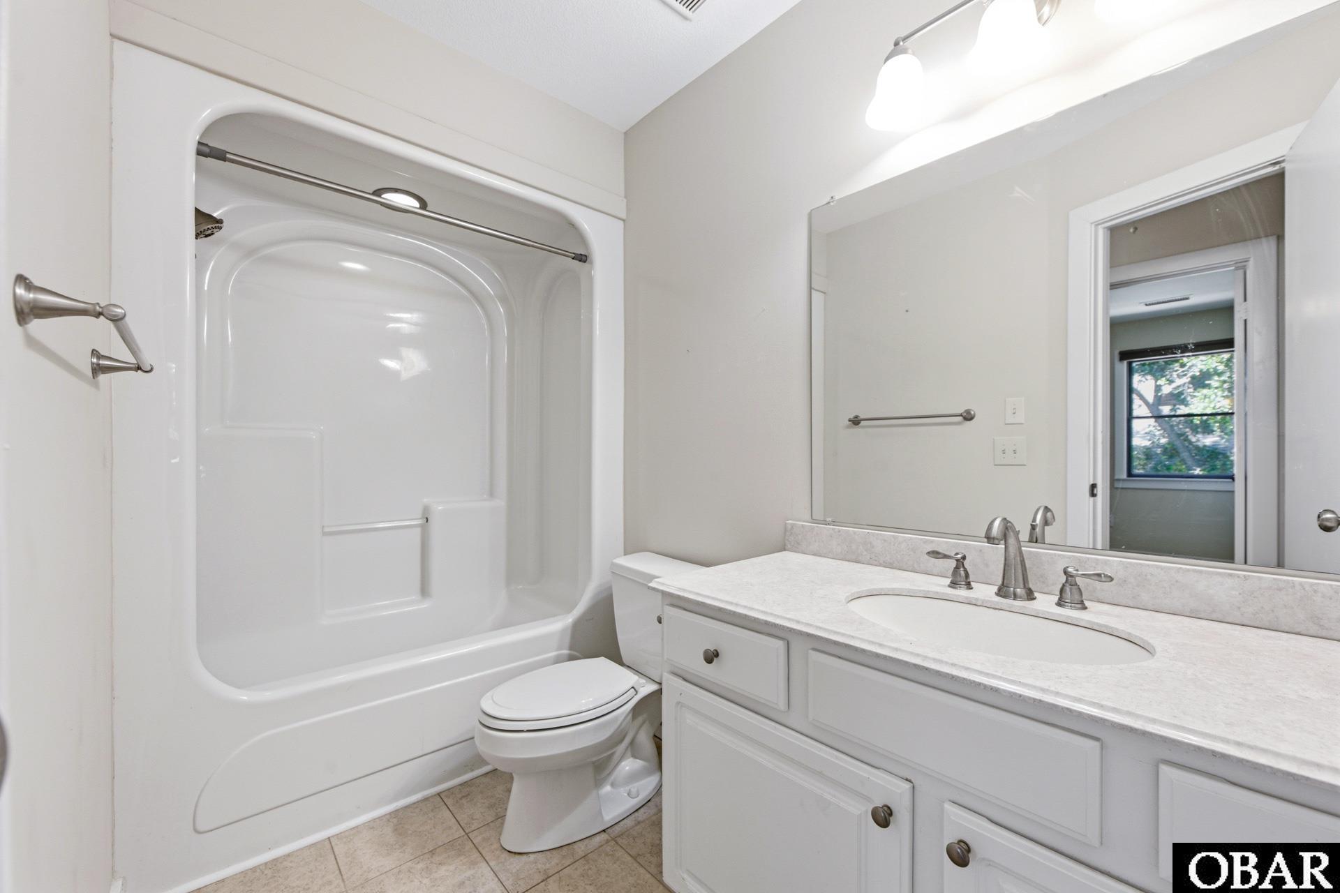 1710 Sea Swept Road Kill Devil Hills, NC 27948 - Photo 29 of 53 Shared bathroom