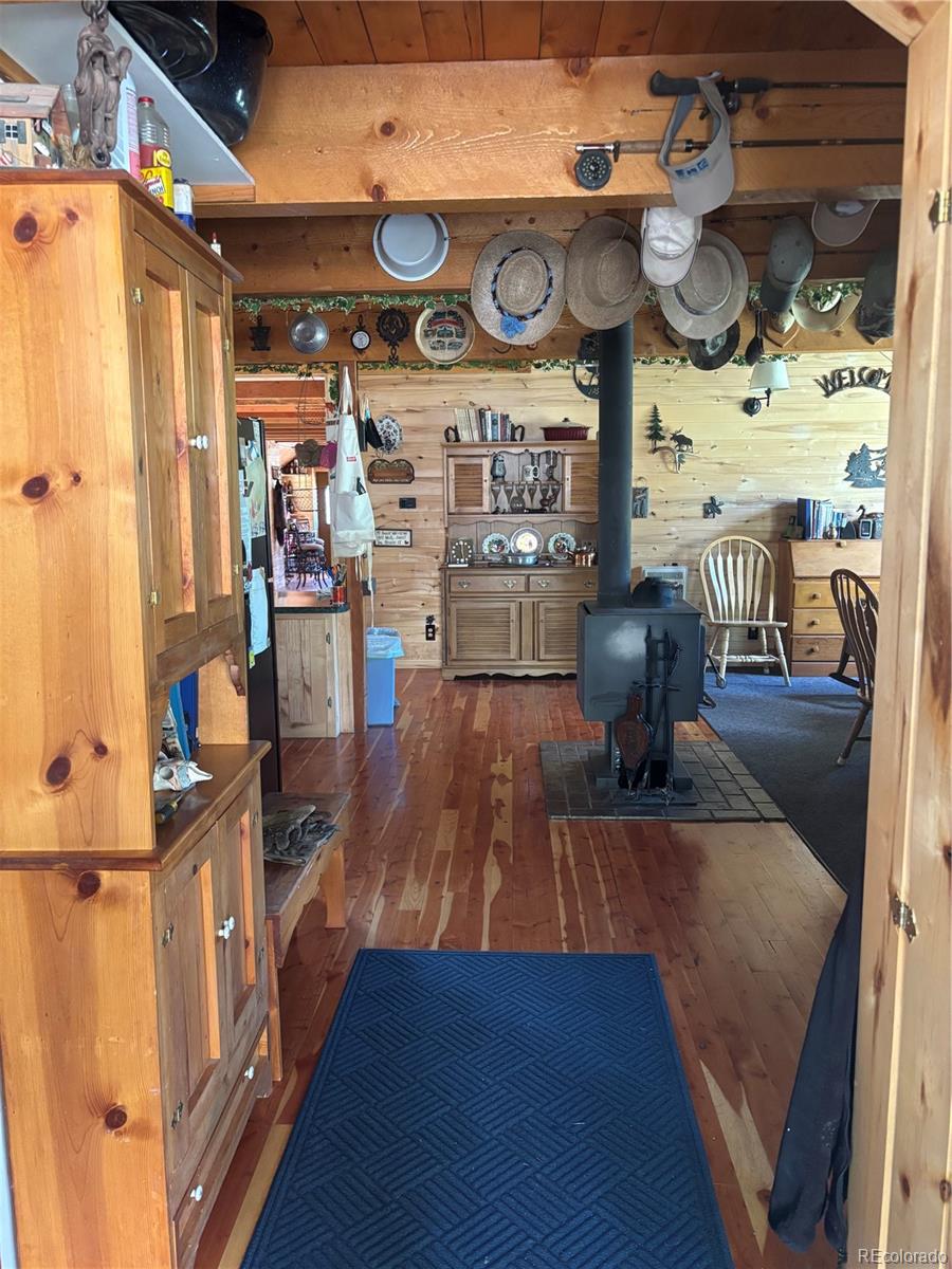 1113 Spring Street Del Norte, CO 81132 - Photo 21 of 45 a view of an entryway and livingroom
