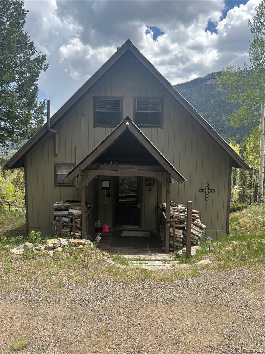 1113 Spring Street Del Norte, CO 81132 - Photo 7 of 45 a view of a house