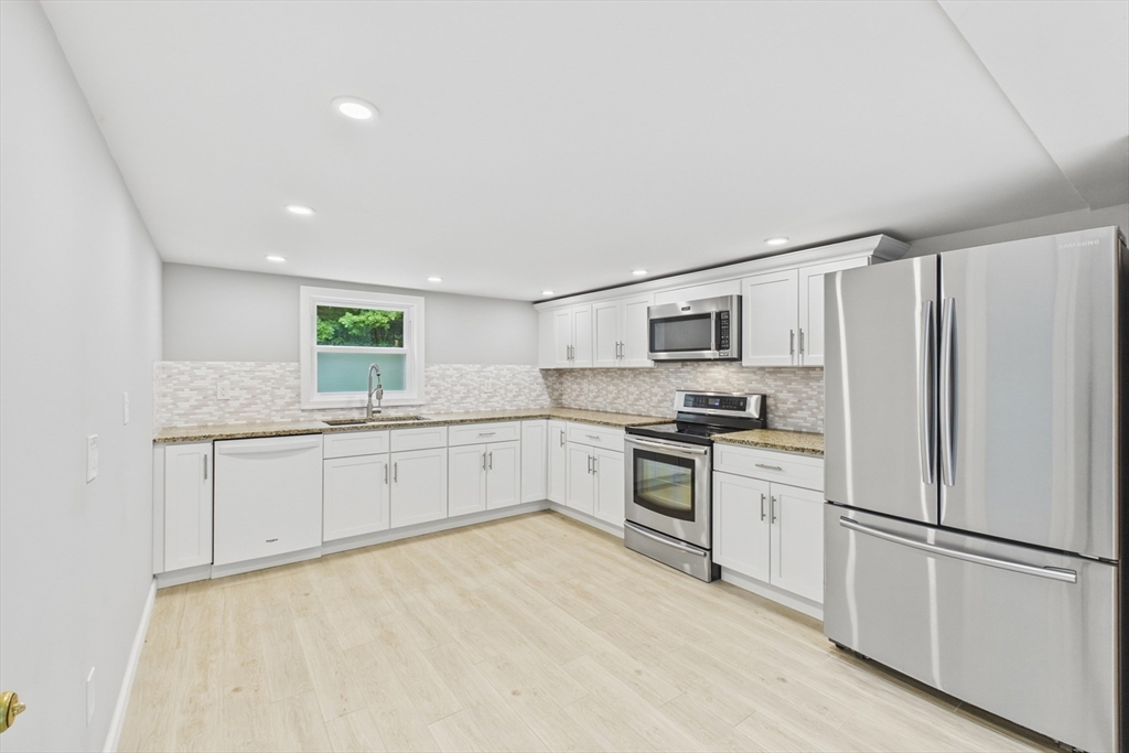 350 Main Road Montgomery, MA 01085 - Photo 8 of 41