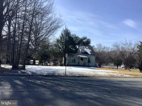 $999,995 | 7705 Old Alexandria Ferry Road, Clinton, MD 20735