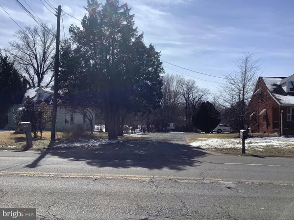 $999,995 | 7705 Old Alexandria Ferry Road, Clinton, MD 20735