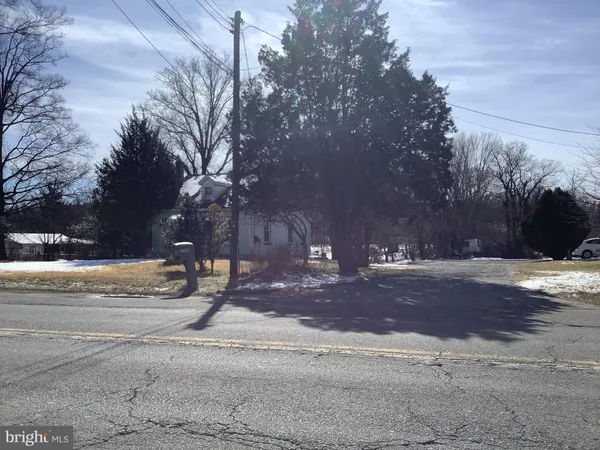 $999,995 | 7705 Old Alexandria Ferry Road, Clinton, MD 20735