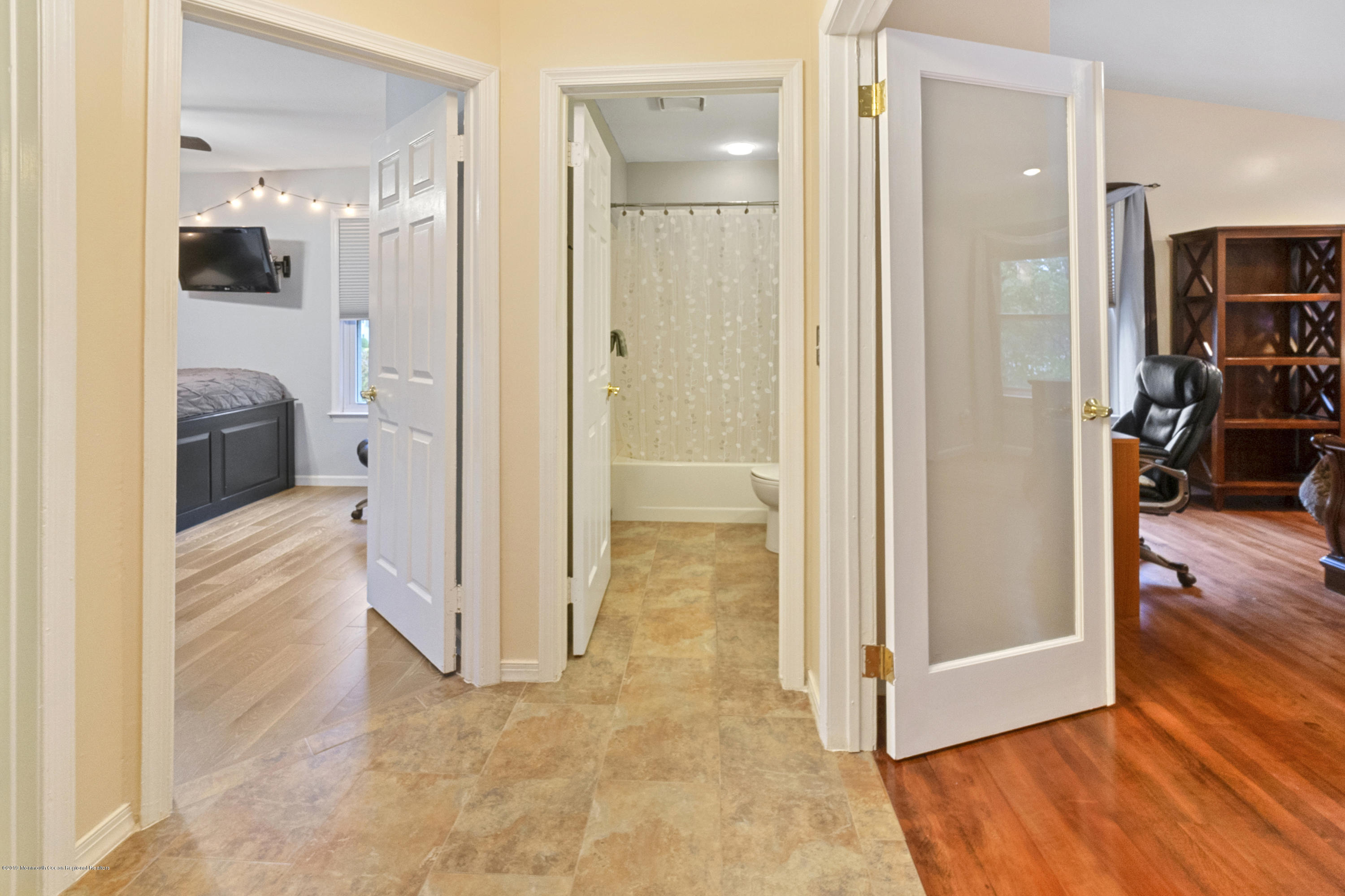 60 Heritage Drive Howell, NJ 07731 - Photo 14 of 34 DSC06430