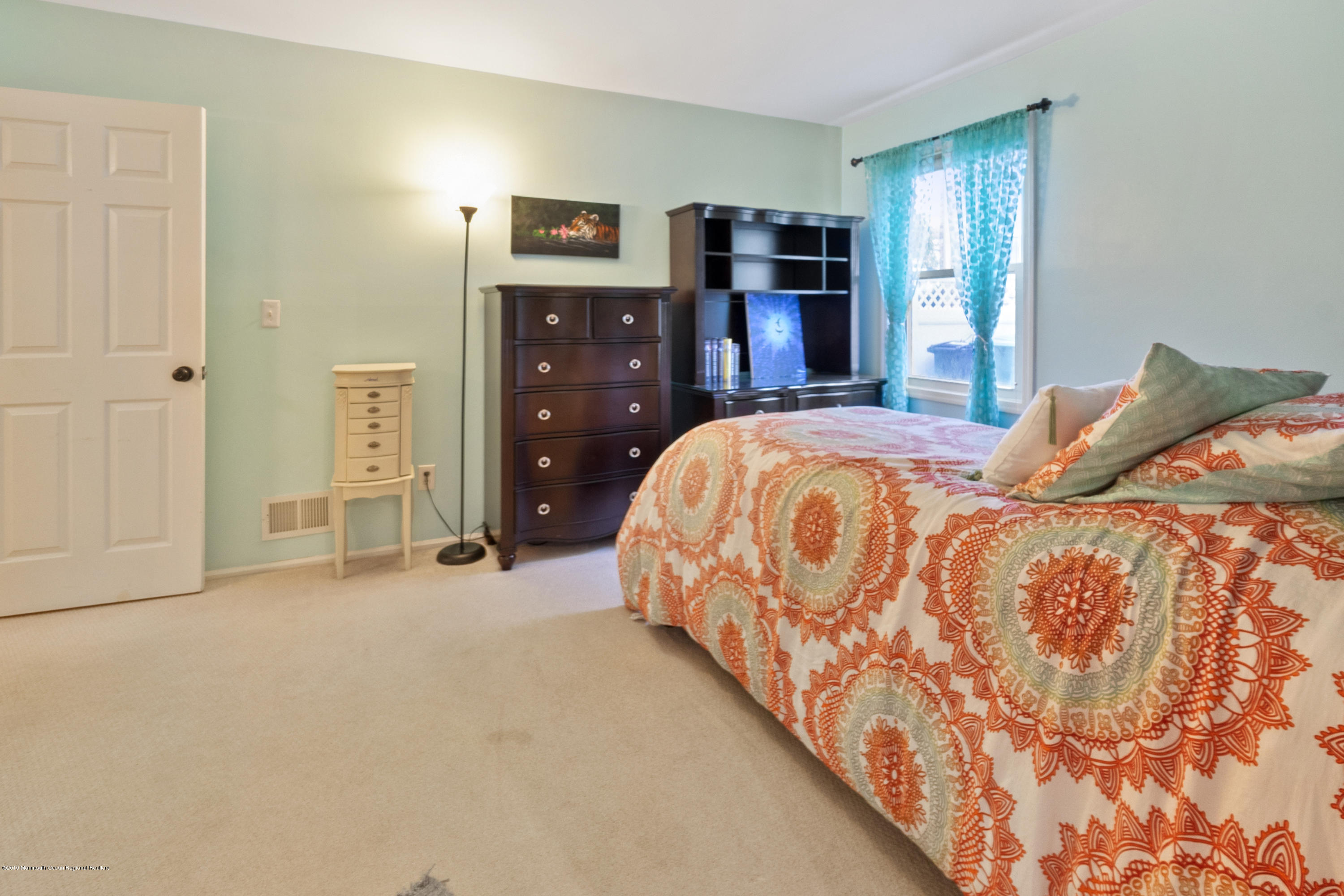 60 Heritage Drive Howell, NJ 07731 - Photo 25 of 34 DSC06461