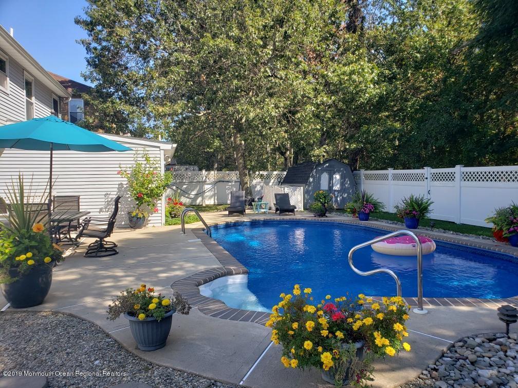 60 Heritage Drive Howell, NJ 07731 - Photo 34 of 34 139967