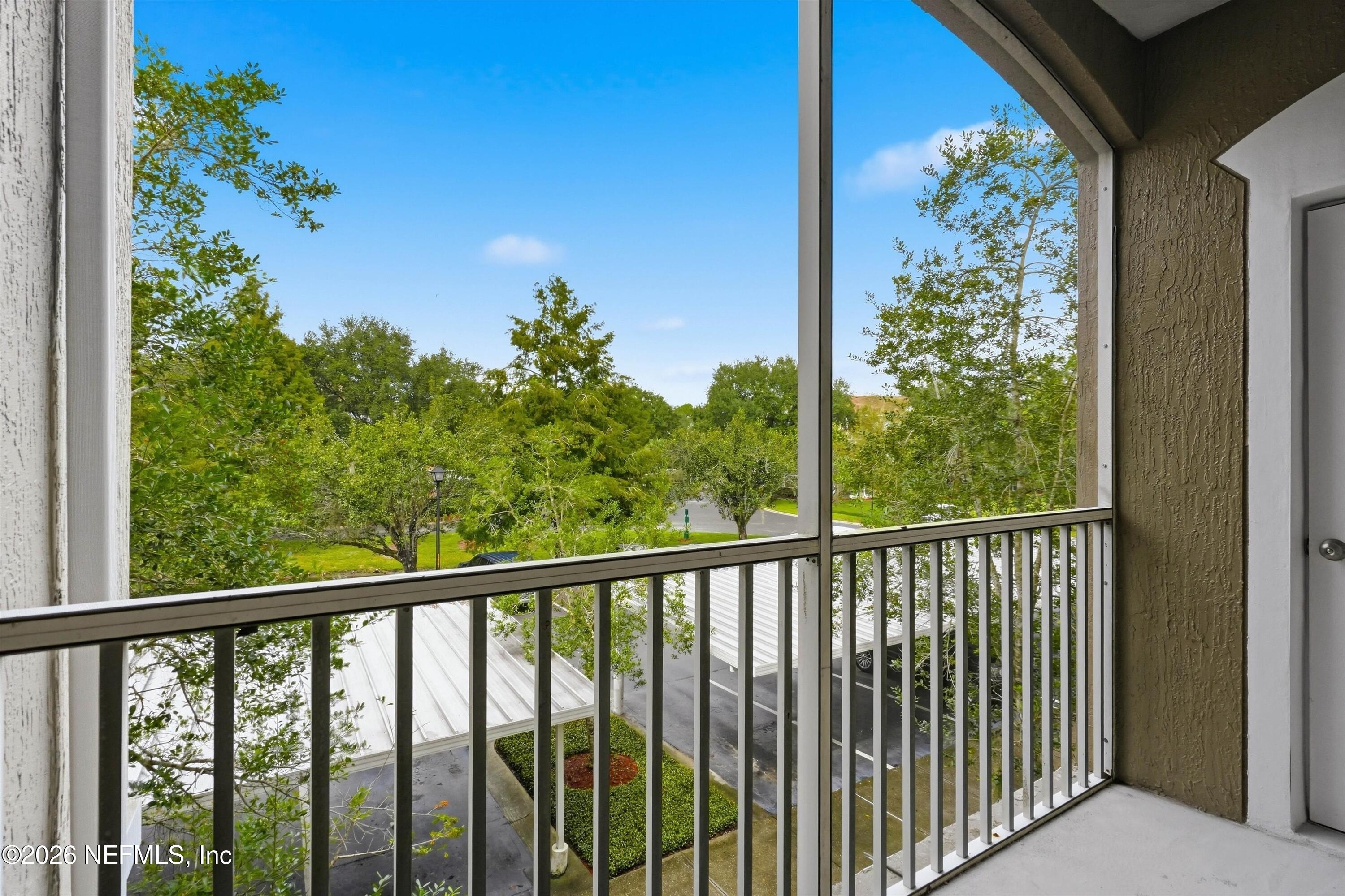 10550 Baymeadows Road, Unit 507 Jacksonville, FL 32256 - Photo 18 of 28 19-17-Balcony
