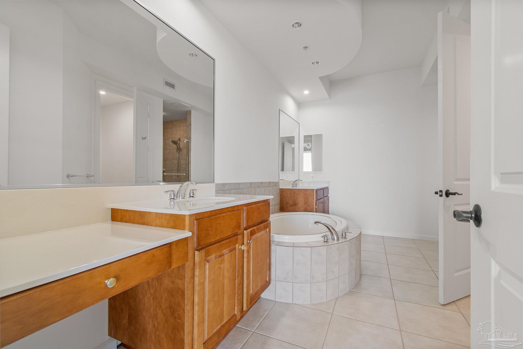 10099 Nelle Avenue, Unit 1102 Pensacola, FL 32507 - Photo 30 of 40