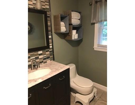 341 Mucciarone Road Franklin, MA 02038 - Photo 17 of 22 Gallery Image 17