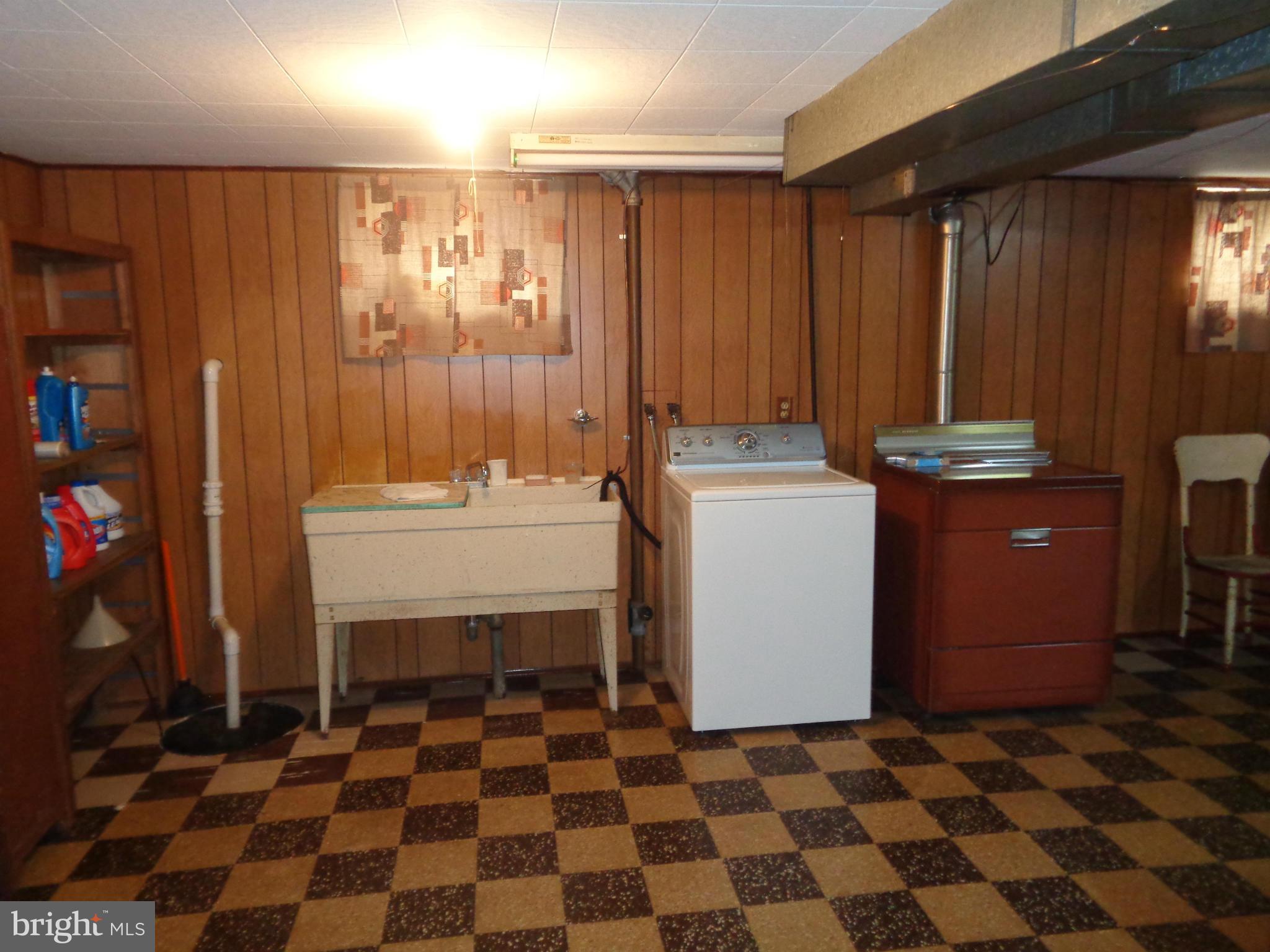 8115 Woodhaven Road Baltimore, MD 21237 - Photo 15 of 27 Basement