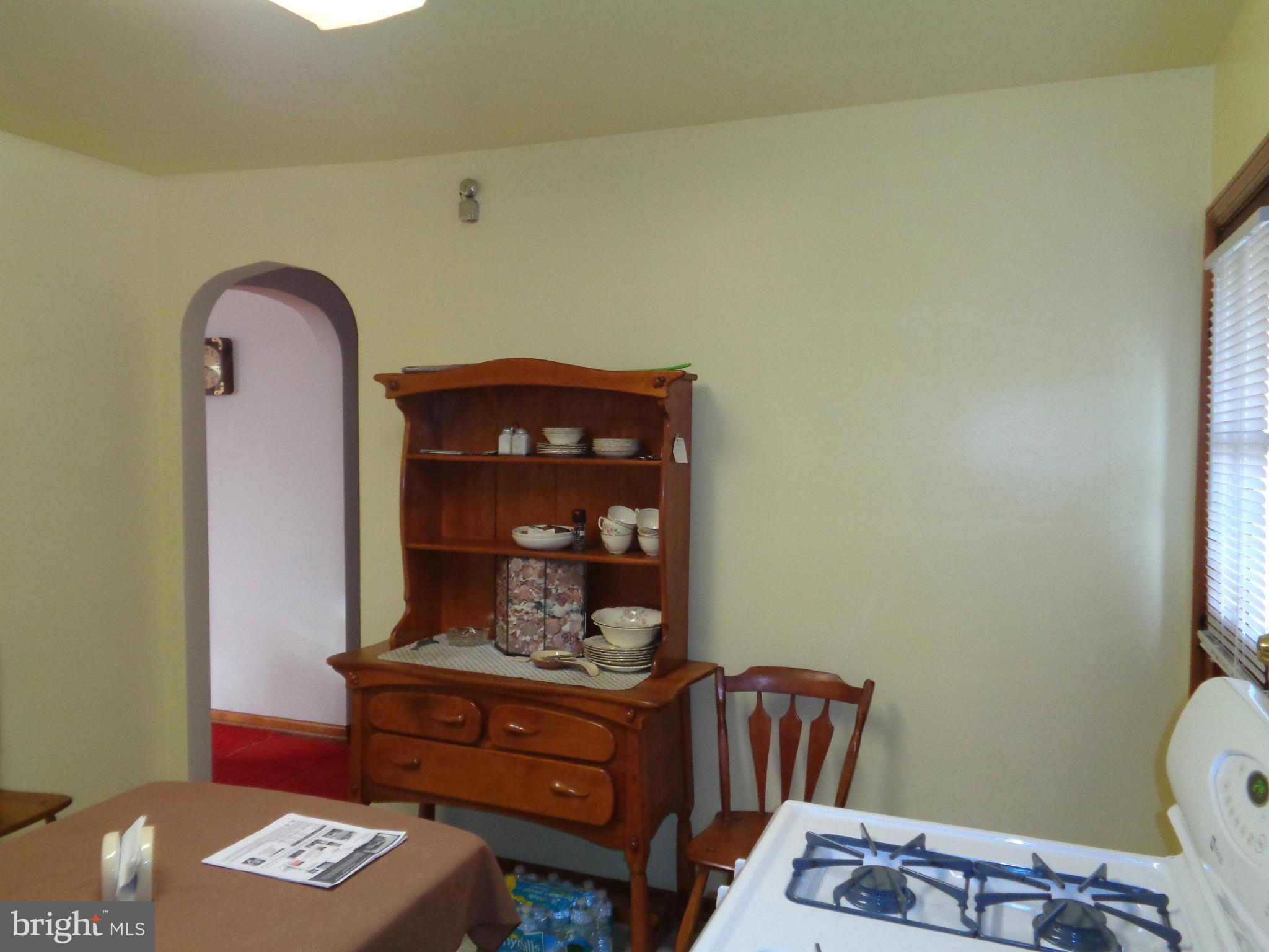 8115 Woodhaven Road Baltimore, MD 21237 - Photo 8 of 27 Kitchen