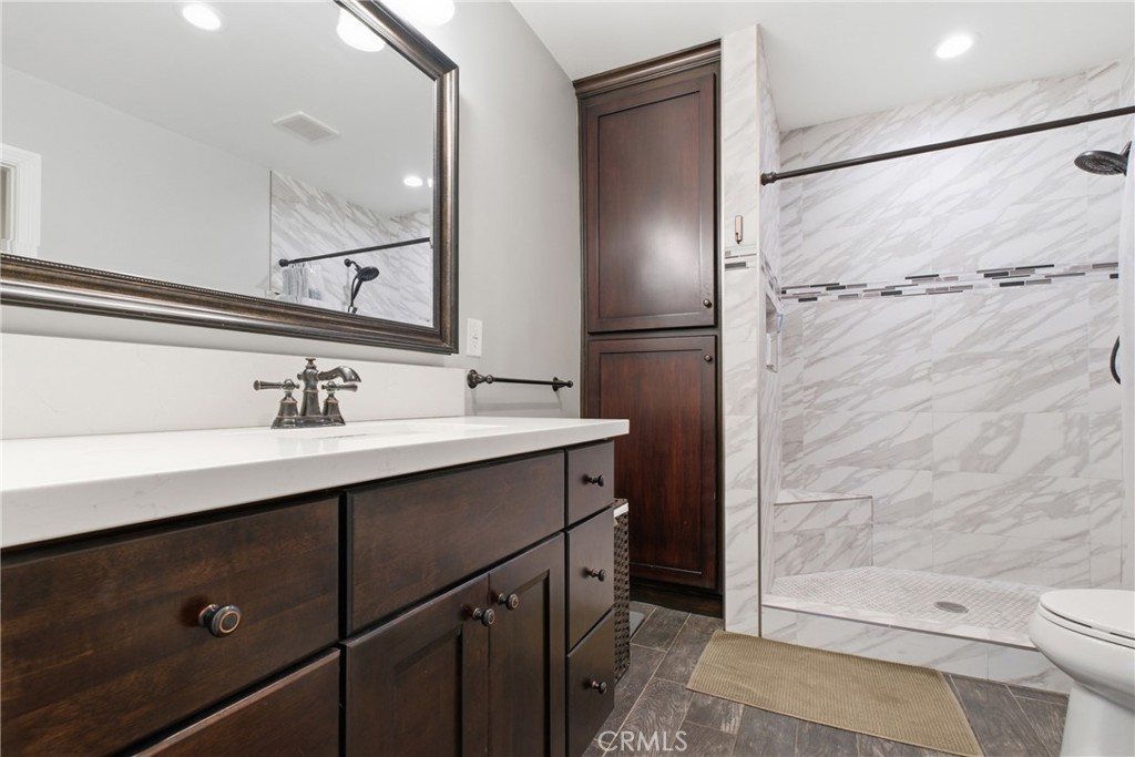 3403 Roxanne Avenue Long Beach, CA 90808 - Photo 12 of 22