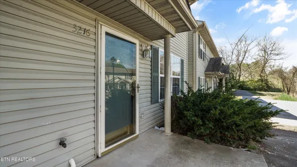 $215,000 | 3216 Quiet Way, Knoxville, TN 37918