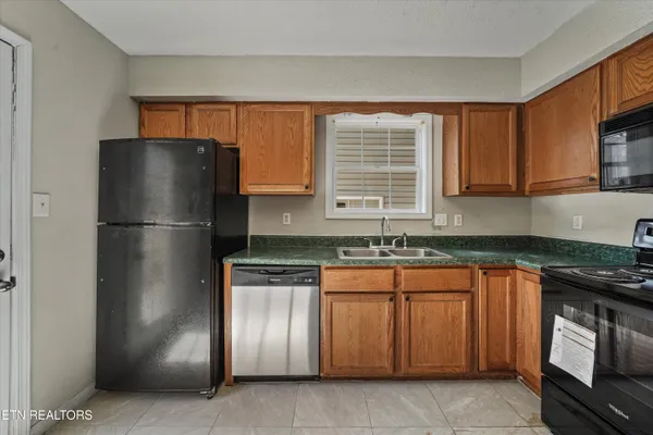 $215,000 | 3216 Quiet Way, Knoxville, TN 37918