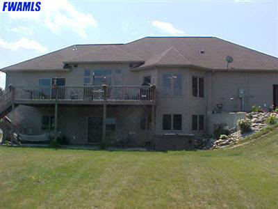6824 McComb Road Churubusco, IN 46723 - Photo 3 of 24