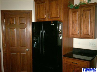6824 McComb Road Churubusco, IN 46723 - Photo 8 of 24