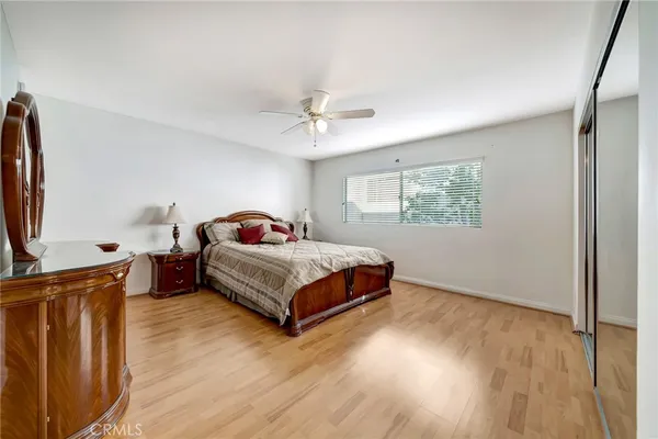 $2,790 | 5315 Zelzah Avenue, Unit 6, Encino, CA 91316