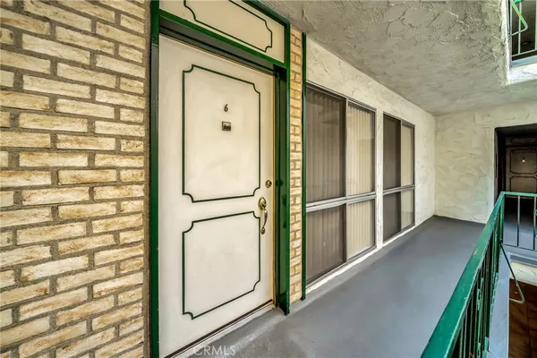 $2,790 | 5315 Zelzah Avenue, Unit 6, Encino, CA 91316