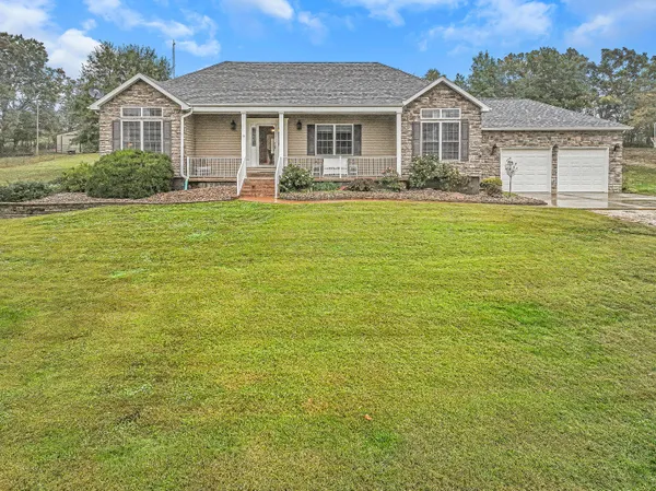 $849,900 | 34227 Hanna Avenue, Warsaw, MO 65355