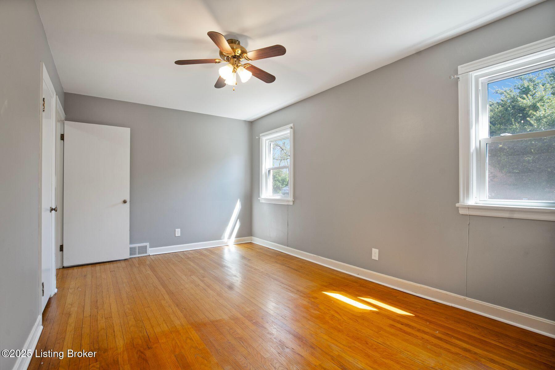 8812 Perry Road Lyndon, KY 40222 - Photo 17 of 40 photo_online_016