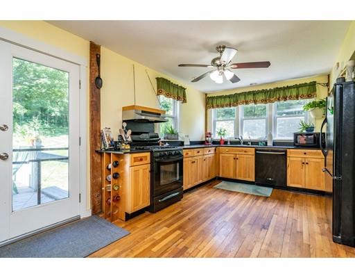 822 Glendale Road Wilbraham, MA 01095 - Photo 11 of 28