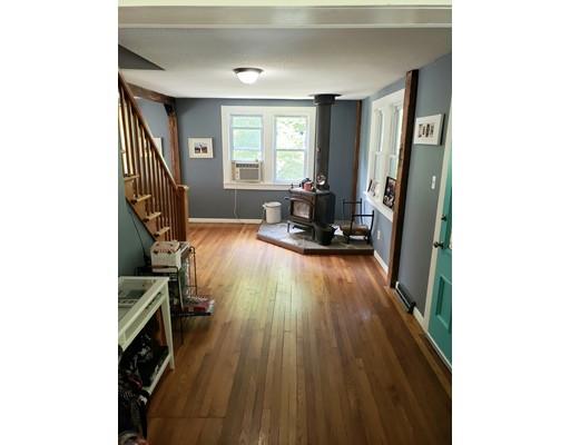 822 Glendale Road Wilbraham, MA 01095 - Photo 3 of 28